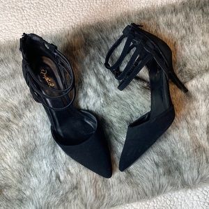 Qupid | Black Strappy Heels